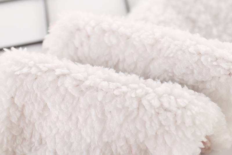 9558223784_1285144784