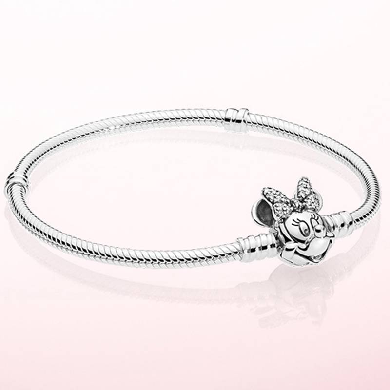 11097837031_1693517766