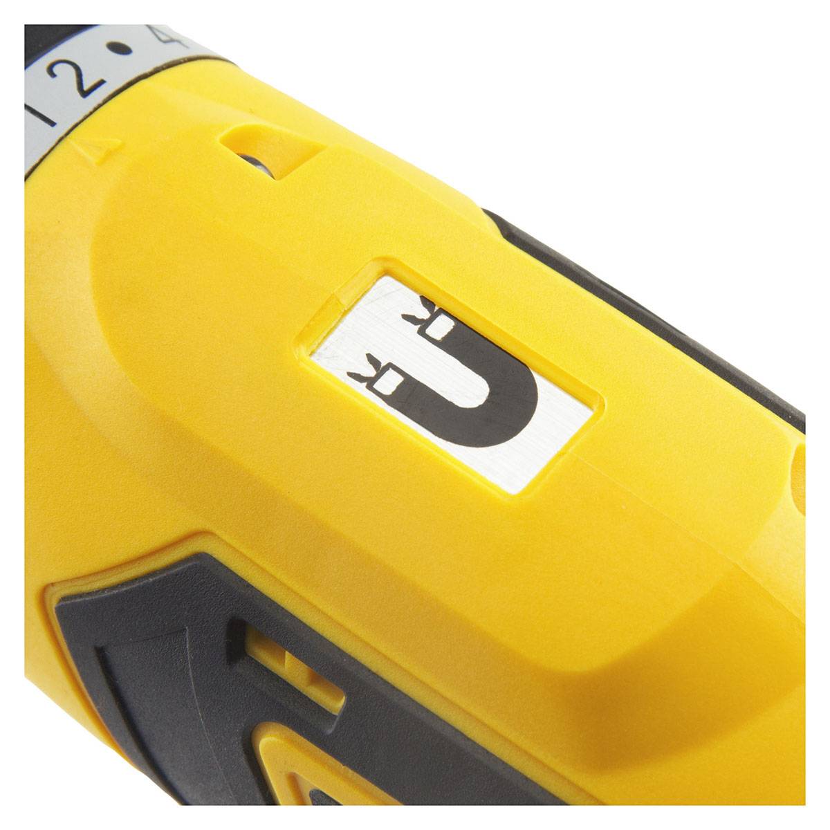 Дрель-шуруповерт аккумуляторная Kolner KCD 10,8L (Аккумулятор Li-Ion 10,8 В, энергоемкость 1,3 Ач, макс крутящий момент 16 Нм, диаметр сверления дерево 16 мм, вес 1 кг)