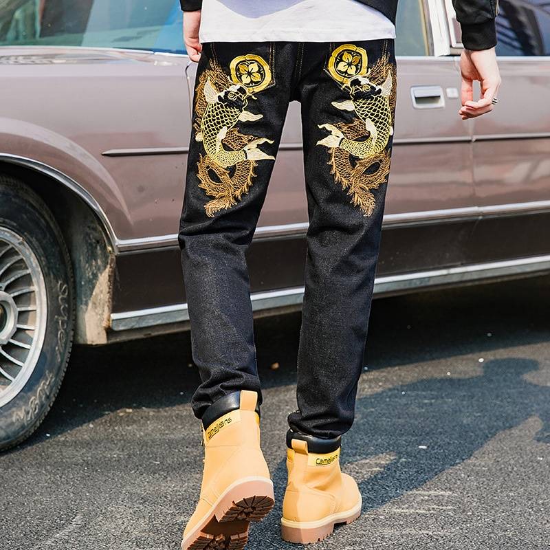 12174928984_688013257