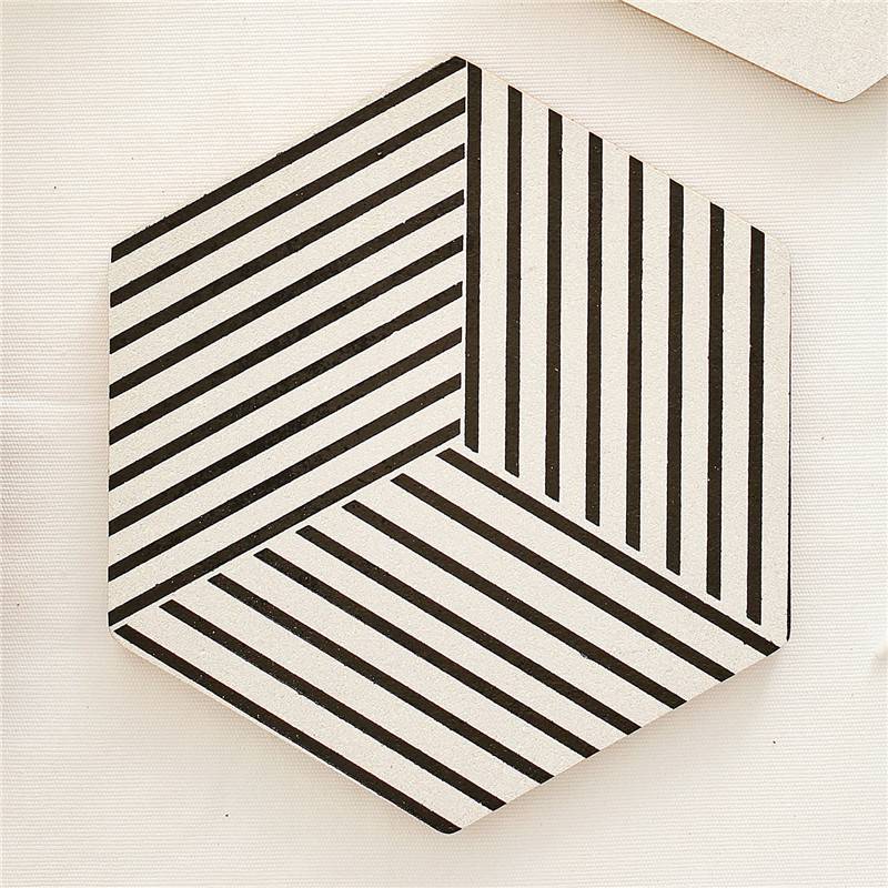 Simple wind placemat coaster (7)