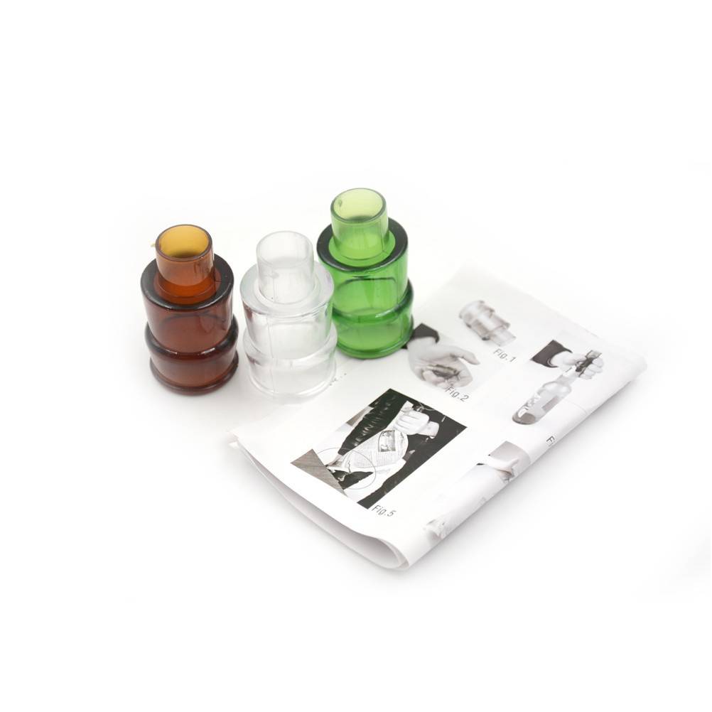 3pcs/lot three color Plastic Bottle Vanishing winebottle magic tricks mentalismo vanish bottle magic