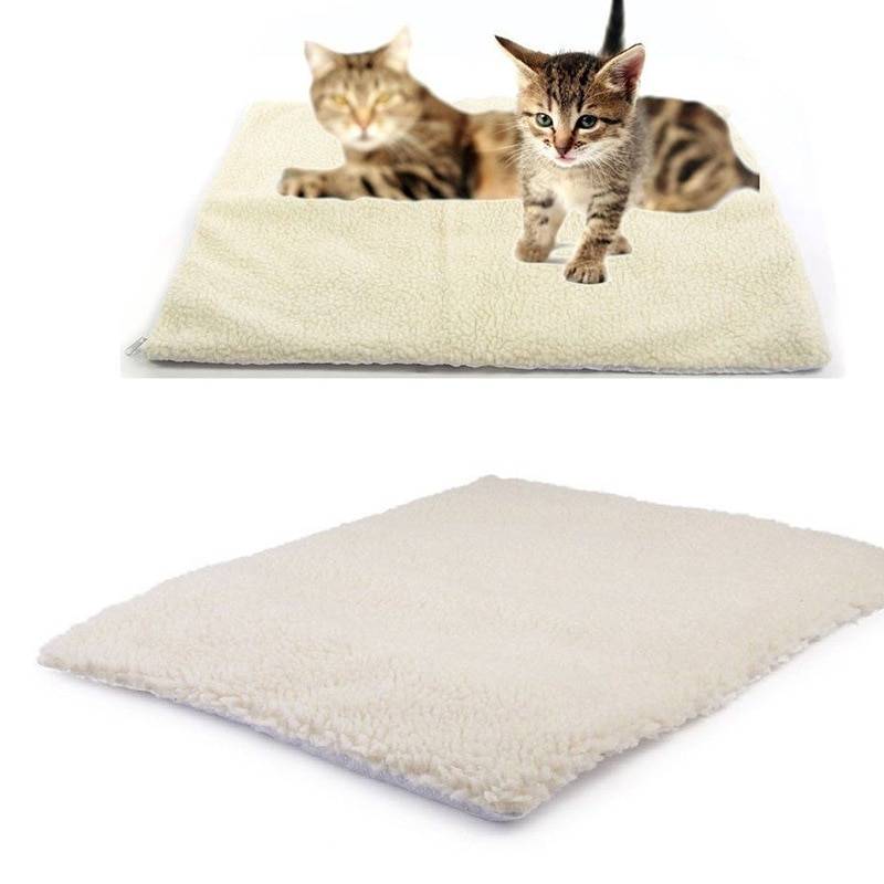 Self-Heating Pet Bed Mat Super Soft Fleece Mat Warmer Supplies Puppy Dog Pad Winter Rectangle Bed Blanket Pet Warming Mat